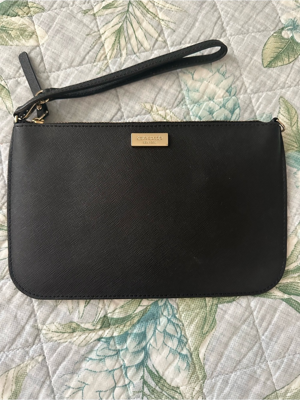kate spade black leather wristlet clutch with gold plaque